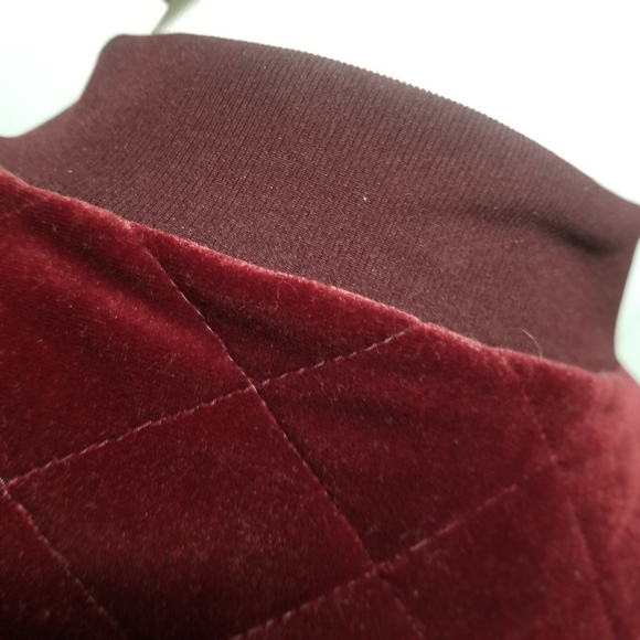 Lauren Ralph Lauren Burgundy Quilted Zip Up Bomber Jacket - Picture 6 of 9